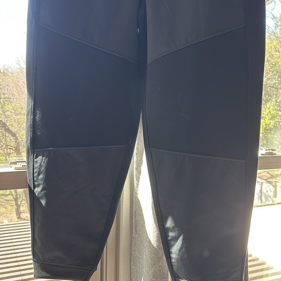 NWT Athleta SZ M Get Set Hybrid Jogger - Picture 5 of 5